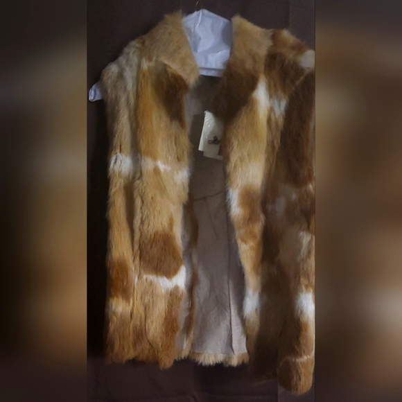 Medium Authentic Rabbit Fur vest - Picture 2 of 3